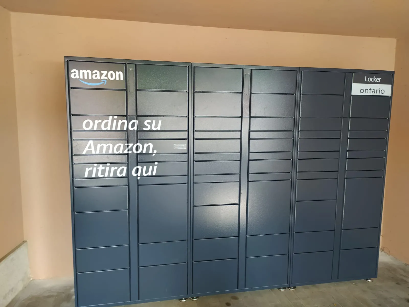 Amazon Locker